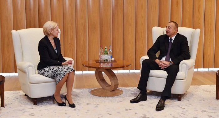 Ilham Aliyev receives Russian delegation